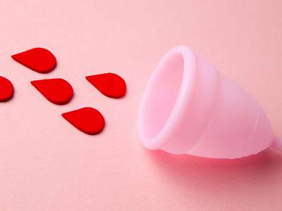 Was die Farbe deines Menstruationsblutes wirklich bedeutet!